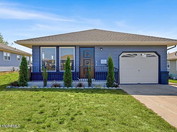 2nd image of 16 Saint David Drive