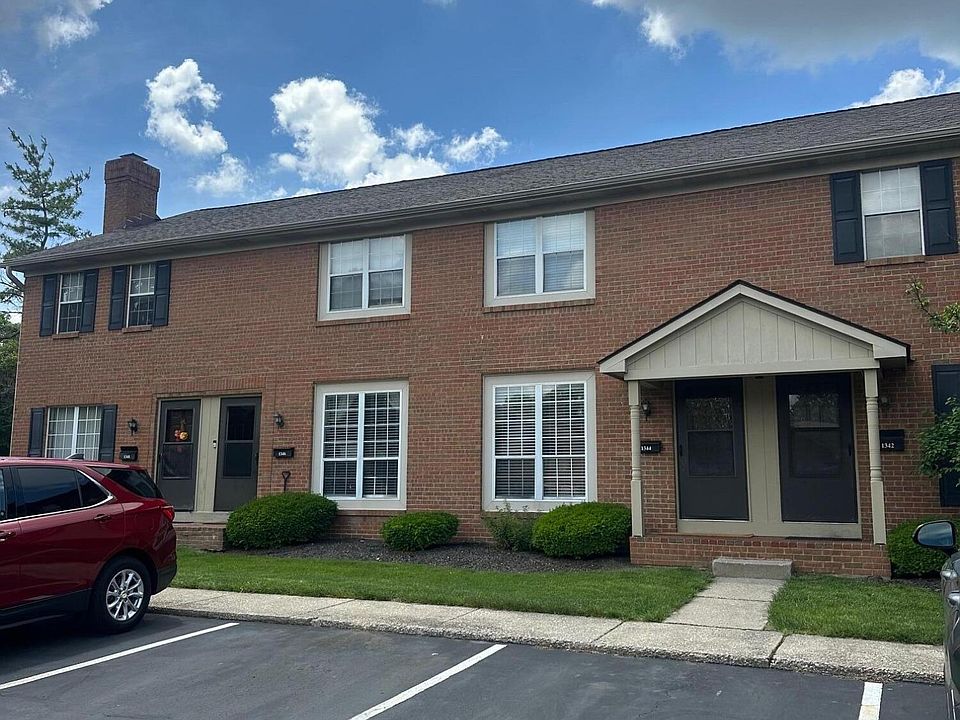 2nd image of 1342-48 Palmer House Ct #D