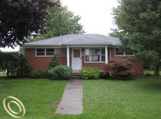 13719 Flanders St, Southgate, MI