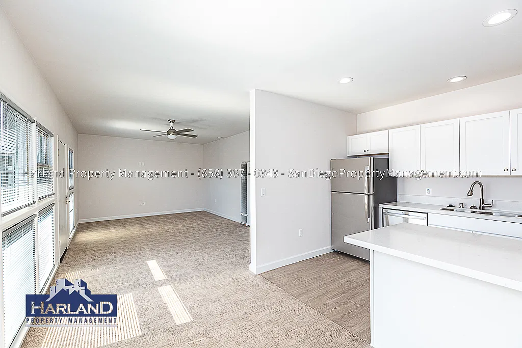 1012-1026B A Avenue - 1018A — Photo 3