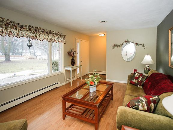 4095 minges road south-103