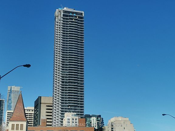 4th image of 395 Bloor St E #5007
