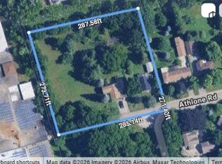 26 Athlone Rd, Cambridge, ON N1R1H8