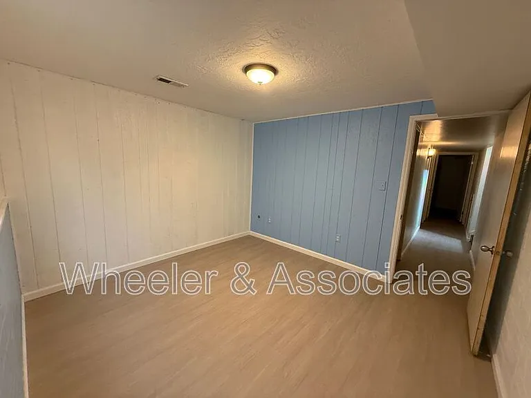 1781 E 5725 S — Photo 12