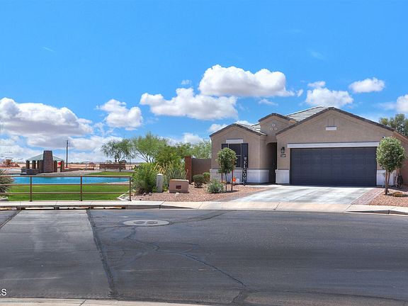 2nd image of 36809 W Maddaloni Ave