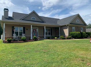 568 McKenzie Rd, Milner, GA 30257