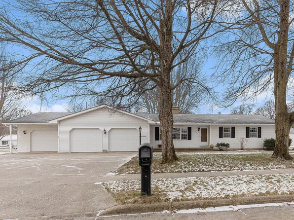 713 E Oak St, Greenville, MI 48838