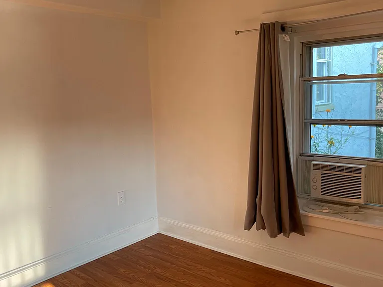 512 S 41st St #8 — Photo 51
