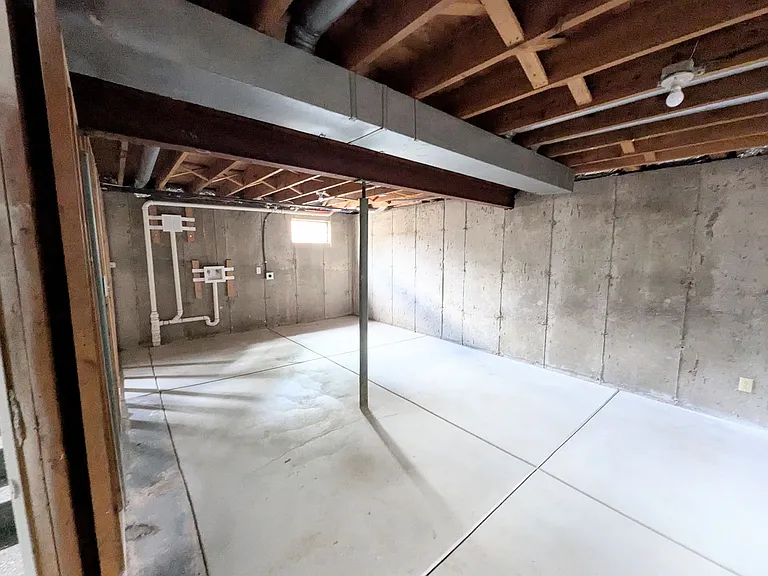 2511 Launcelot Ct — Photo 23