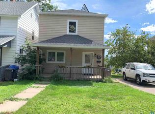 922 E 8th St, Duluth, MN 55805