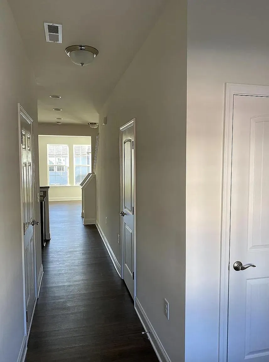 1338 Scholar Dr — Photo 3