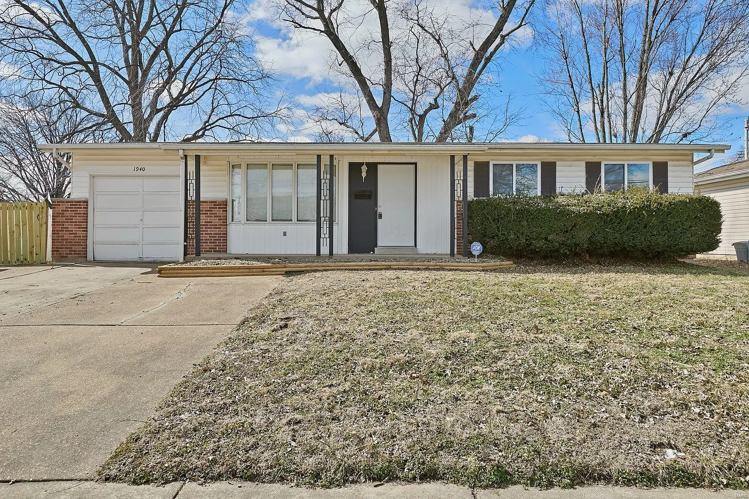 1940 Mullanphy Ln photo 1