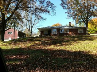 6127 Garvers Ferry Rd, Leechburg, PA 15656