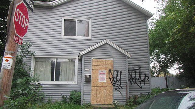 1st image of 2200 S 14th St