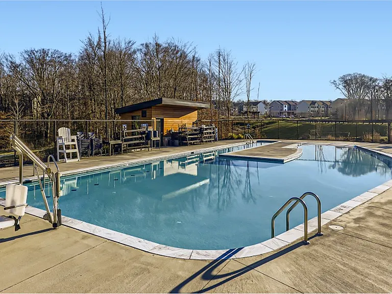 3404 Rivulet Ln — Photo 34