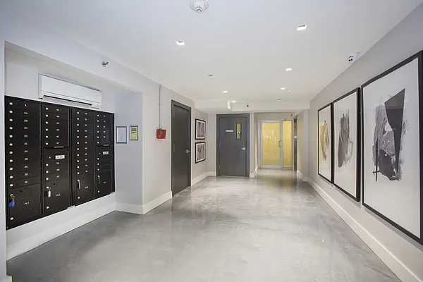 Rented by REAL New York | media 18