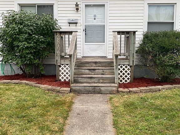 4th image of 23069 Hughes Ave
