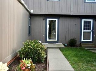 911 Sunset Cir, Cranberry Township, PA