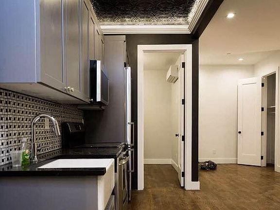 3rd image of 228 Manhattan Ave APT 3B