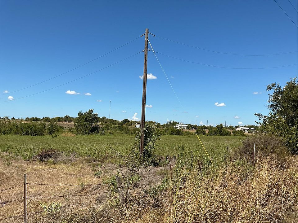 2nd image of 2130 County Road 211