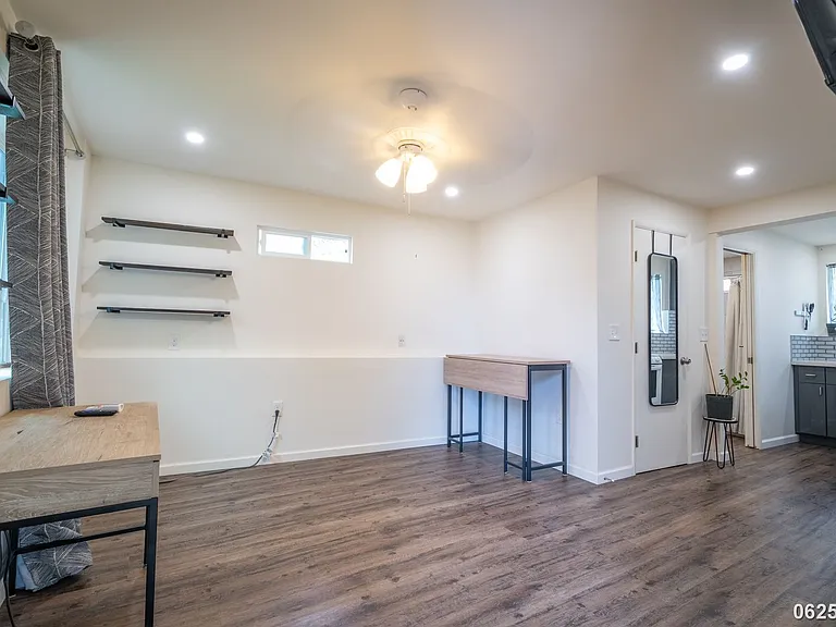 99-1061 Manako Pl #B — Photo 3