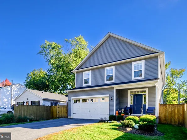 207 Linden Ave, Edgewater, MD 21037