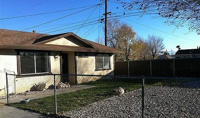 Building Photo 3
