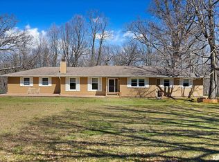 2353 Hollands Grove Rd, Washington, IL