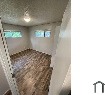 2818 Churchill St — Photo 3