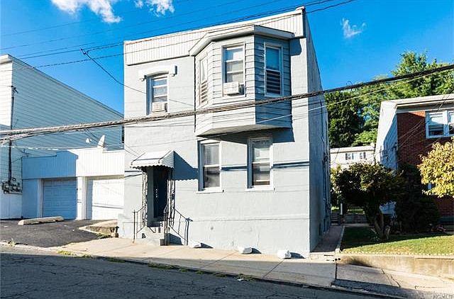 1st image of 35 Montague St