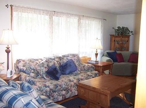 3rd image of 10 Randall Ave