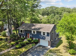 340 Swains Pond Ave, Melrose, MA 02176