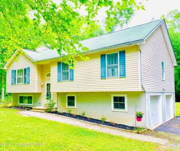 5373 Spruce Ln, East Stroudsburg, PA, 18302