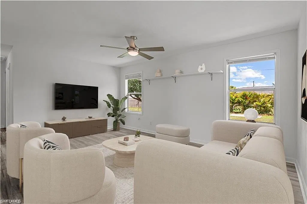 4 bed, 2.0 bath, 1352 sqft, $1,798 — Photo 2