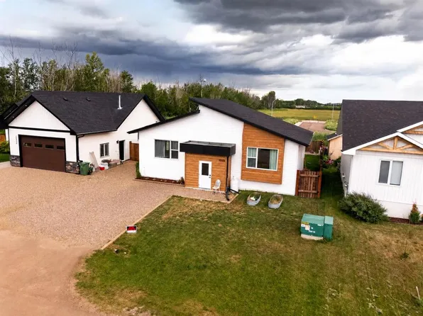 10502 S 105th Ave, Mackenzie County, AB T0H 2H0