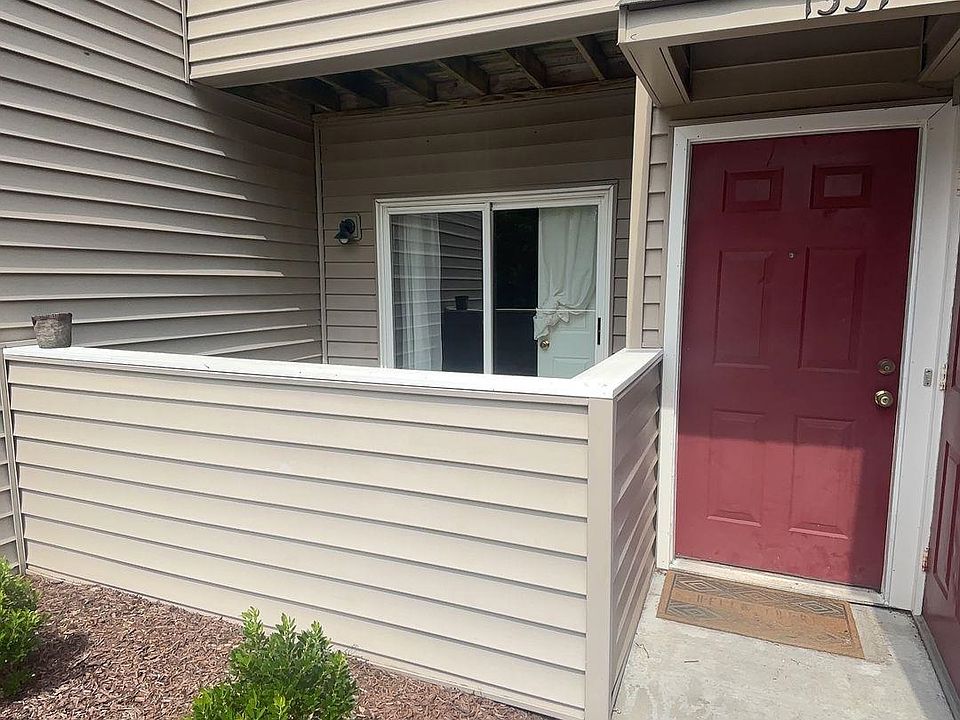 1st image of 1337 Bradley Dr