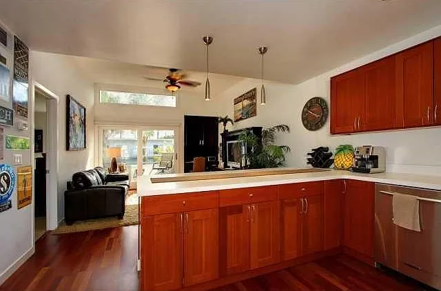 1 bed, 702 sqft, $3,300 — Photo 4