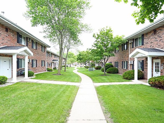 3rd image of 2021 Deckner Ave #210