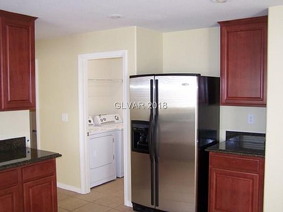 5th image of 321 Maddelena Ave #0