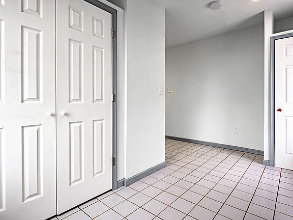 5th image of 1327 Snyder Ave Floor 2