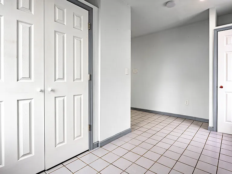 1327 Snyder Ave #2 — Photo 5