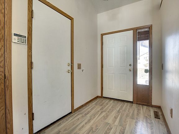 4th image of 1325 158th St W