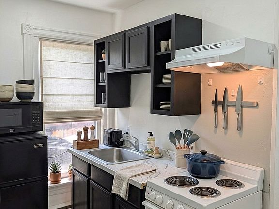 2nd image of 440 N 9th St #4