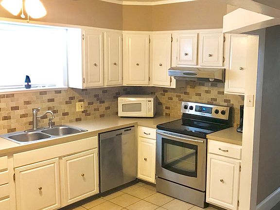 3rd image of 4313 Mitchell St Floor 2
