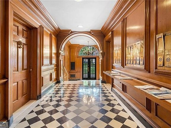 4th image of 1327 Peachtree St NE APT 803