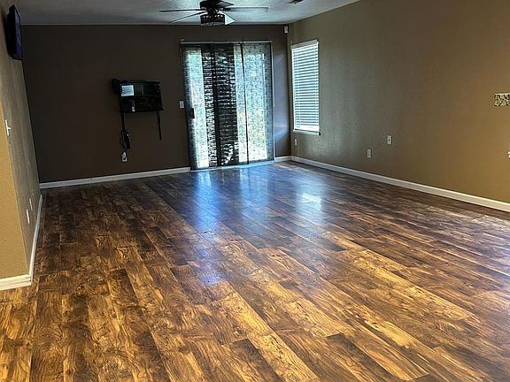 2nd image of 408 Peregrine Dr