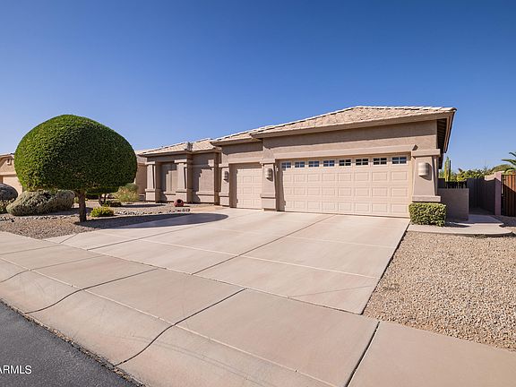 2nd image of 1170 E WESTCHESTER Drive