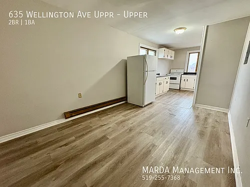 635 Wellington Ave #UPPER Photo 1