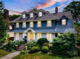 2283 Chatfield Dr, Cleveland Heights, OH