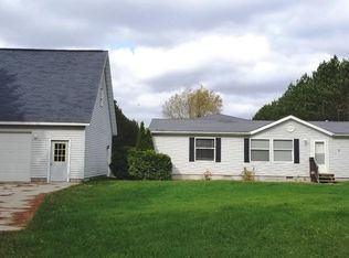 18214 Stonehouse Rd, Hersey, MI 49639